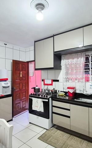 Casa à venda com 187m², 3 quartos e 2 vagas Casa à venda com 187m², 3 quartos e 2 vagasCozinha