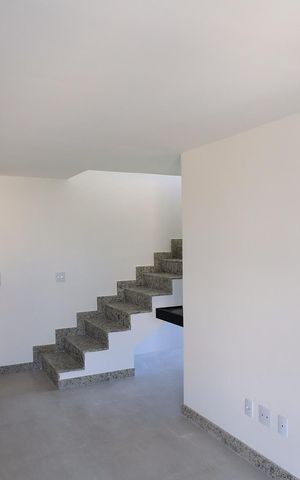 Apartamento à venda com 105m², 2 quartos e 1 vaga Apartamento à venda com 105m², 2 quartos e 1 vagaSala