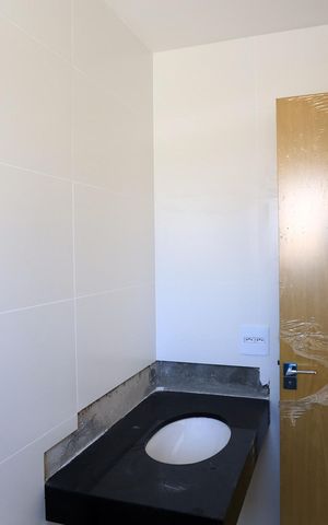 Apartamento à venda com 105m², 2 quartos e 1 vaga Apartamento à venda com 105m², 2 quartos e 1 vagaBanheiro da Suíte
