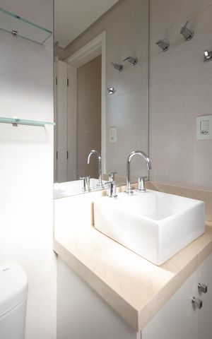 Apartamento à venda com 133m², 3 quartos e 3 vagas Apartamento à venda com 133m², 3 quartos e 3 vagasBanheiro da Suíte 3