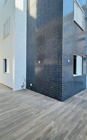 Apartamento à venda com 183m², 3 quartos e 2 vagas Apartamento à venda com 183m², 3 quartos e 2 vagasVaranda Privativa