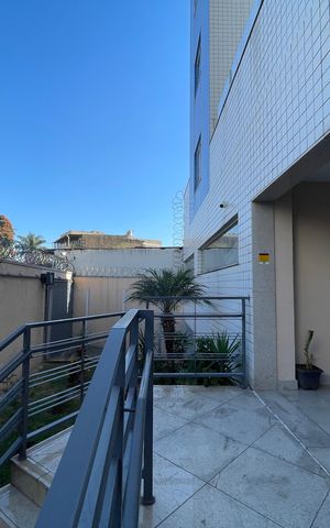 Apartamento à venda com 247m², 5 quartos e 4 vagasHall de entrada