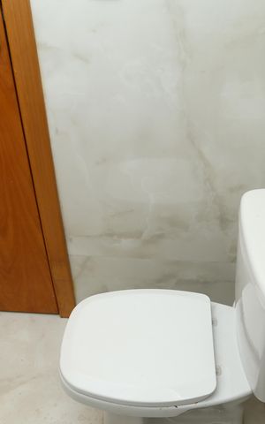 Casa à venda com 118m², 3 quartos e 2 vagasBanheiro Suíte 2