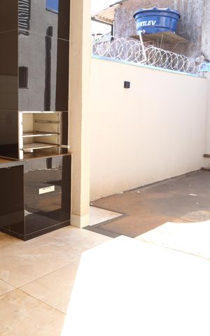Casa à venda com 118m², 3 quartos e 2 vagasÁrea de Serviço/quintal