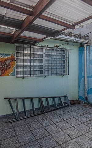 Casa à venda com 151m², 3 quartos e sem vaga Casa à venda com 151m², 3 quartos e sem vagaÁrea comum