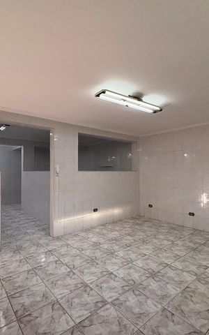 Casa à venda com 323m², 4 quartos e 3 vagas Casa à venda com 323m², 4 quartos e 3 vagasCozinha casa 2
