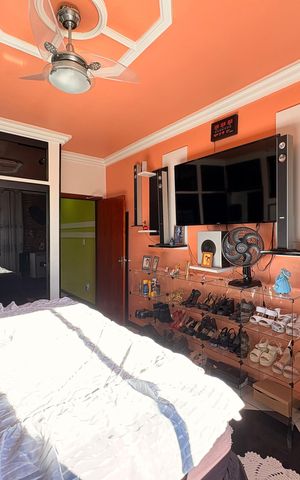 Casa à venda com 323m², 4 quartos e 3 vagas Casa à venda com 323m², 4 quartos e 3 vagasSuite