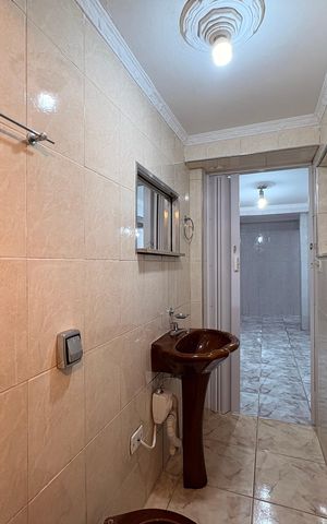 Casa à venda com 323m², 4 quartos e 3 vagas Casa à venda com 323m², 4 quartos e 3 vagasBanheiro casa 2