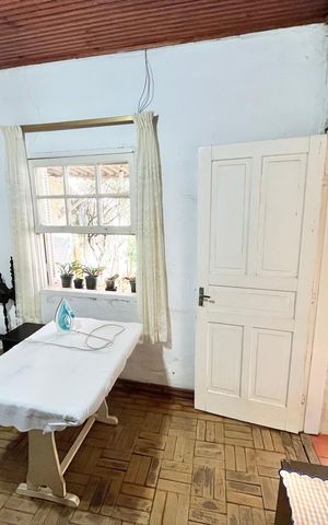 Casa à venda com 180m², 2 quartos e 2 vagas Casa à venda com 180m², 2 quartos e 2 vagasQuarto de Serviço