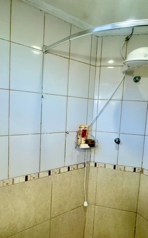 Apartamento à venda com 80m², 2 quartos e 1 vaga Apartamento à venda com 80m², 2 quartos e 1 vagaBanheiro 2