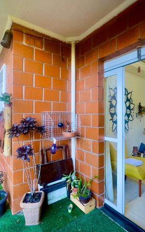 Apartamento à venda com 80m², 2 quartos e 1 vaga Apartamento à venda com 80m², 2 quartos e 1 vagaVaranda