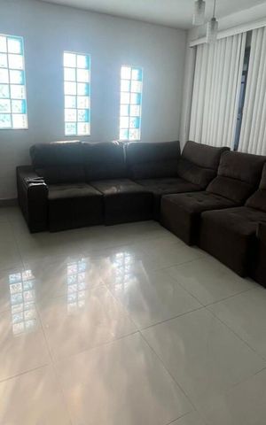 Casa para alugar com 100m², 3 quartos e 2 vagas Casa para alugar com 100m², 3 quartos e 2 vagasSala