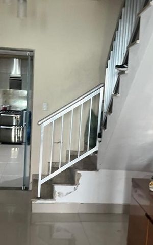 Casa para alugar com 100m², 3 quartos e 2 vagas Casa para alugar com 100m², 3 quartos e 2 vagasSala