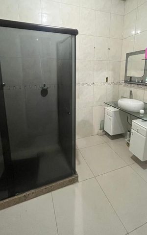 Casa para alugar com 100m², 3 quartos e 2 vagas Casa para alugar com 100m², 3 quartos e 2 vagasBanheiro social