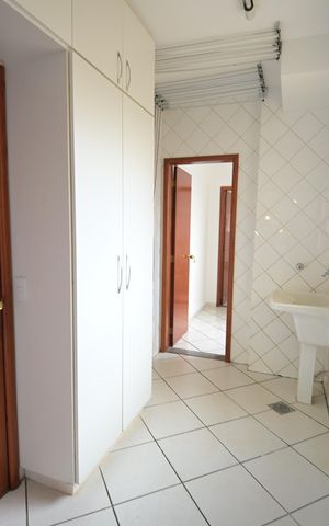 Apartamento para alugar com 171m², 6 quartos e 2 vagas