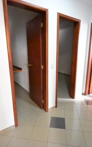 Apartamento para alugar com 171m², 6 quartos e 2 vagas