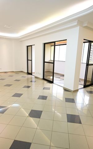 Apartamento para alugar com 171m², 6 quartos e 2 vagas