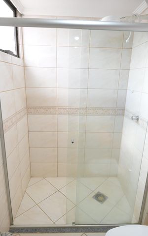 Apartamento para alugar com 171m², 6 quartos e 2 vagas