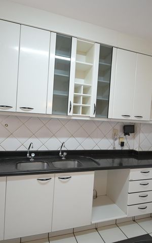 Apartamento para alugar com 171m², 6 quartos e 2 vagas