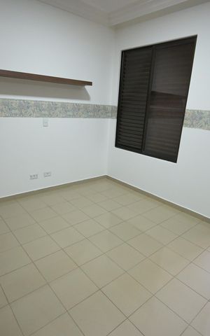 Apartamento para alugar com 171m², 6 quartos e 2 vagas