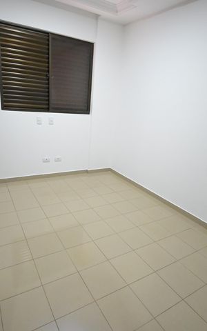 Apartamento para alugar com 171m², 6 quartos e 2 vagas