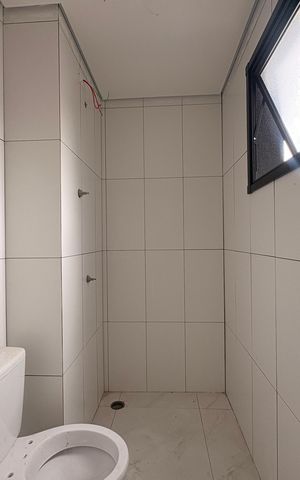 Apartamento para alugar com 122m², 2 quartos e 2 vagas Apartamento para alugar com 122m², 2 quartos e 2 vagasBanheiro da suíte 2