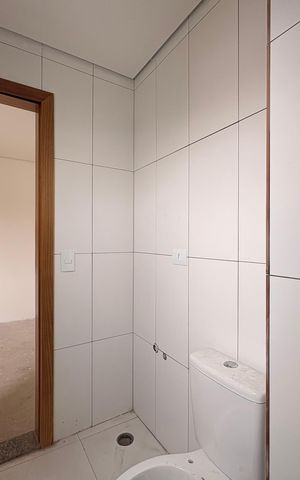 Apartamento para alugar com 122m², 2 quartos e 2 vagas Apartamento para alugar com 122m², 2 quartos e 2 vagasBanheiro da suíte 2