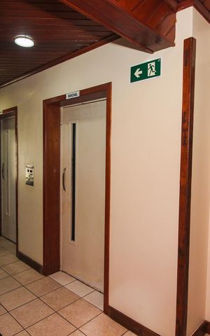 Apartamento à venda com 56m², 2 quartos e sem vaga Apartamento à venda com 56m², 2 quartos e sem vagaÁrea comum - Hall de entrada