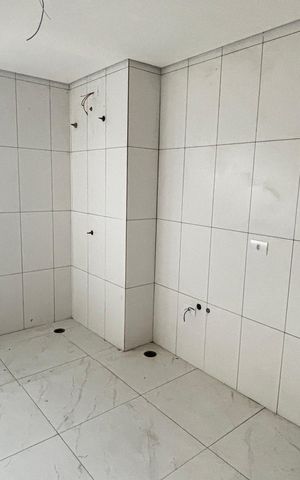 Apartamento para alugar com 105m², 2 quartos e 2 vagas Apartamento para alugar com 105m², 2 quartos e 2 vagasBanheiro