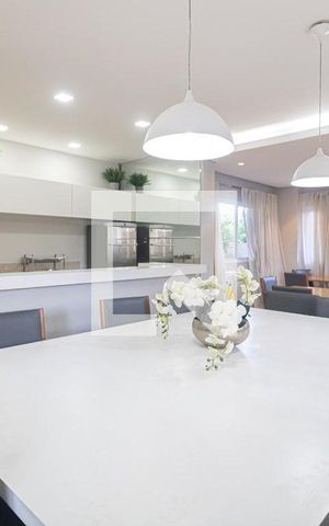 Apartamento à venda com 96m², 2 quartos e 2 vagas Apartamento à venda com 96m², 2 quartos e 2 vagasÁrea comum - Salão de festas