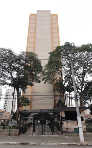 Apartamento para alugar com 55m², 2 quartos e 1 vagaFachada