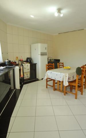 Casa à venda com 600m², 3 quartos e 6 vagasCozinha 2 