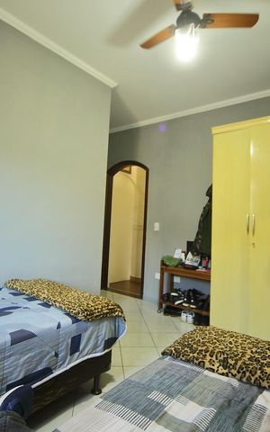 Casa à venda com 600m², 3 quartos e 6 vagasSuíte 2