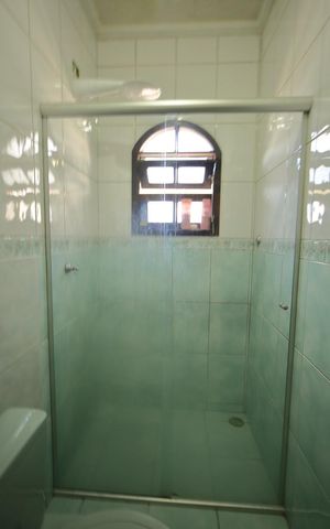 Casa à venda com 600m², 3 quartos e 6 vagasBanheiro Suíte 3