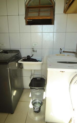 Casa à venda com 600m², 3 quartos e 6 vagasÁrea de Serviço