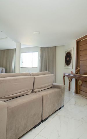 Casa para alugar com 964m², 5 quartos e 4 vagas Casa para alugar com 964m², 5 quartos e 4 vagasSala 1