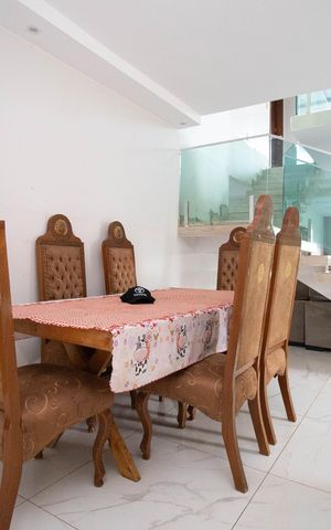 Casa para alugar com 964m², 5 quartos e 4 vagas Casa para alugar com 964m², 5 quartos e 4 vagasSala 1
