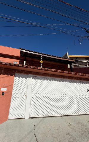 Casa à venda com 186m², 3 quartos e 5 vagasFachada