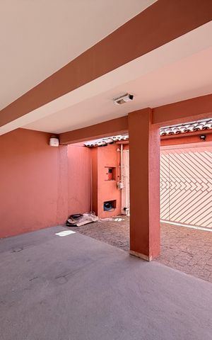 Casa à venda com 186m², 3 quartos e 5 vagasGaragem