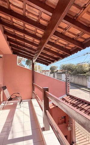 Casa à venda com 186m², 3 quartos e 5 vagasSacada