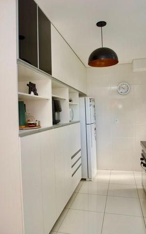 Apartamento à venda com 90m², 3 quartos e 2 vagas Apartamento à venda com 90m², 3 quartos e 2 vagasCozinha e Área de Serviço