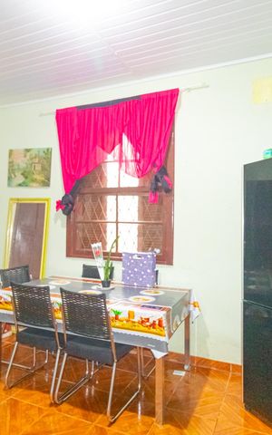 Casa à venda com 297m², 3 quartos e 2 vagasSala de jantar