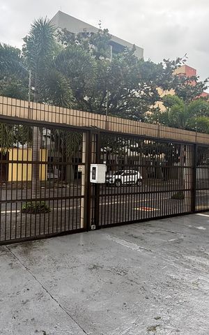 Apartamento para alugar com 80m², 2 quartos e 1 vagaFachada