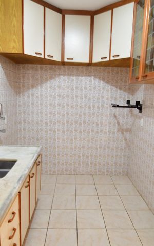 Apartamento para alugar com 70m², 2 quartos e 1 vagaCozinha