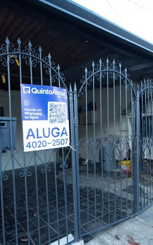 Casa para alugar com 60m², 1 quarto e 1 vaga Casa para alugar com 60m², 1 quarto e 1 vagaFachada