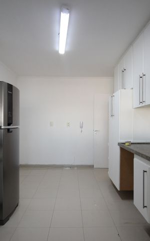 Apartamento para alugar com 210m², 4 quartos e 4 vagasCozinha
