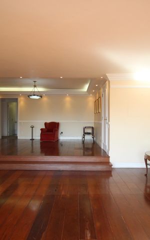 Apartamento para alugar com 210m², 4 quartos e 4 vagasSala