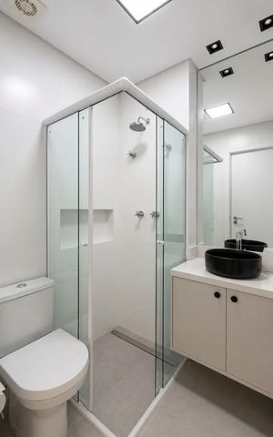 Apartamento para alugar com 80m², 2 quartos e 2 vagas Apartamento para alugar com 80m², 2 quartos e 2 vagasBanheiro