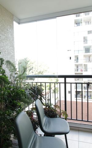 Apartamento à venda com 50m², 2 quartos e 1 vaga Apartamento à venda com 50m², 2 quartos e 1 vagaVaranda