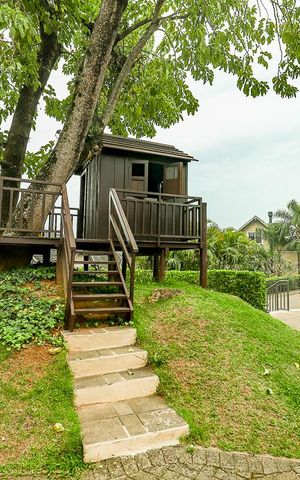 Casa de condomínio à venda com 218m², 3 quartos e 2 vagas Casa de condomínio à venda com 218m², 3 quartos e 2 vagasÁrea comum